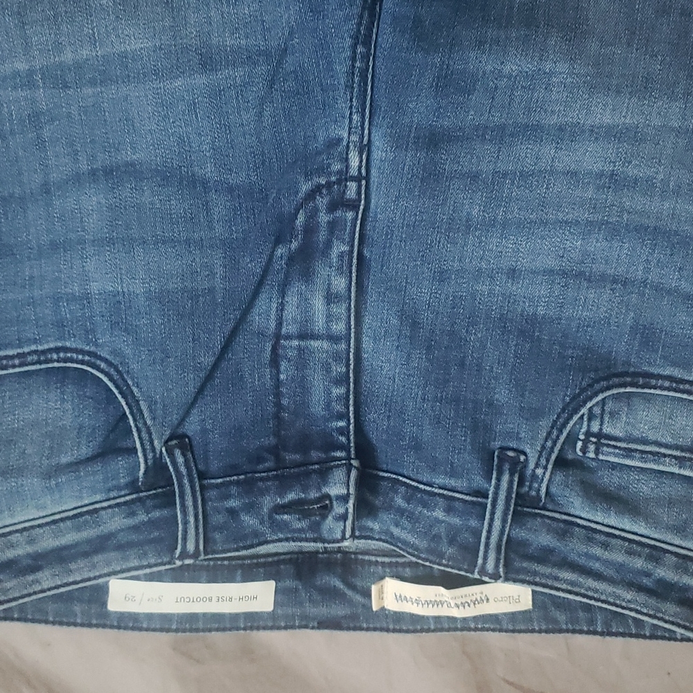 Pilcro by Anthropologie High-Rise bootcut size 29 denim